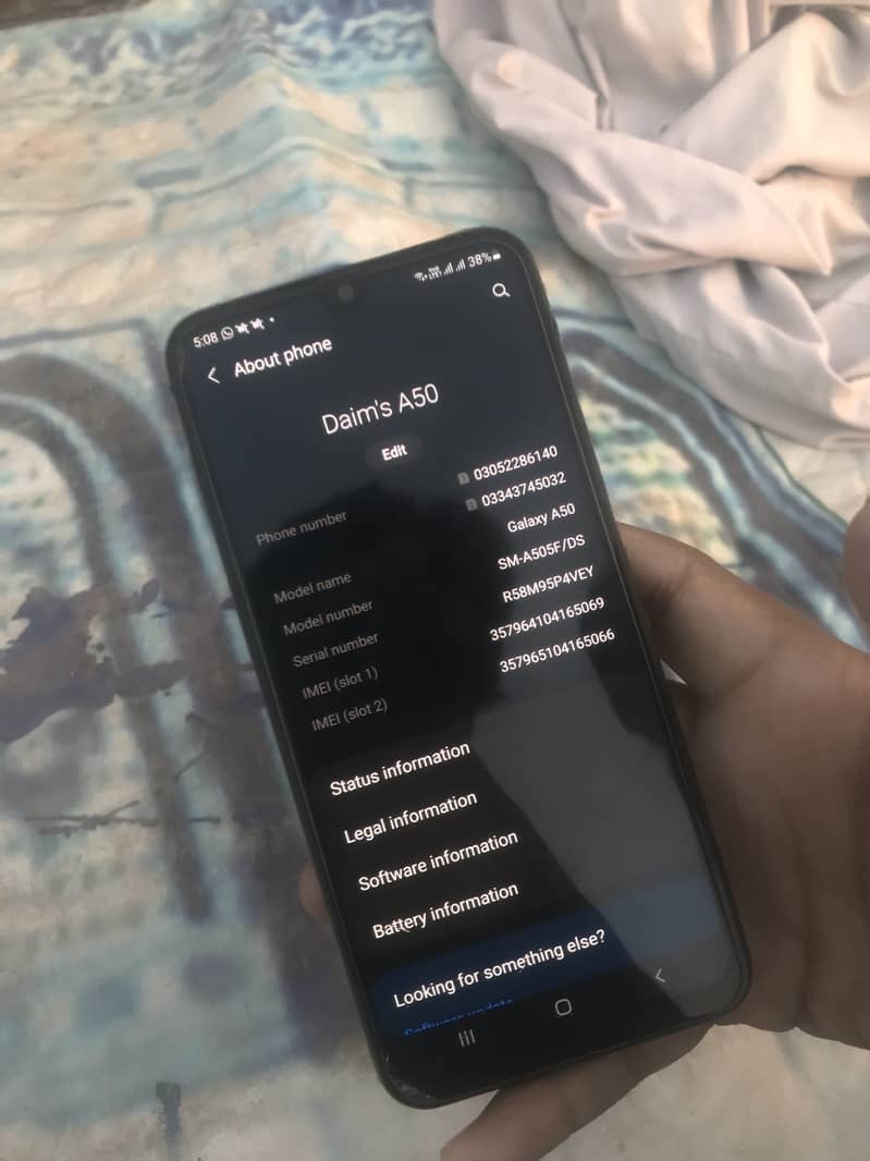 Samsung Mobile A50 5
