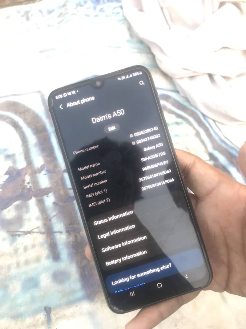 Samsung Mobile A50 6