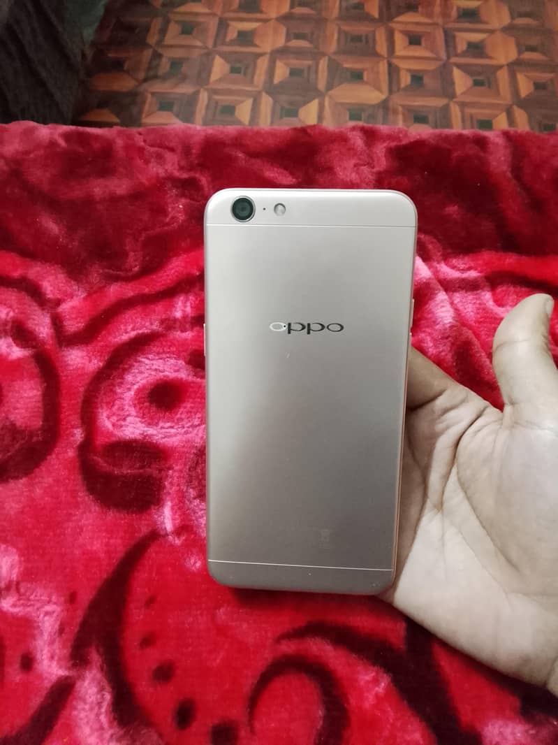 OPPO A57 11