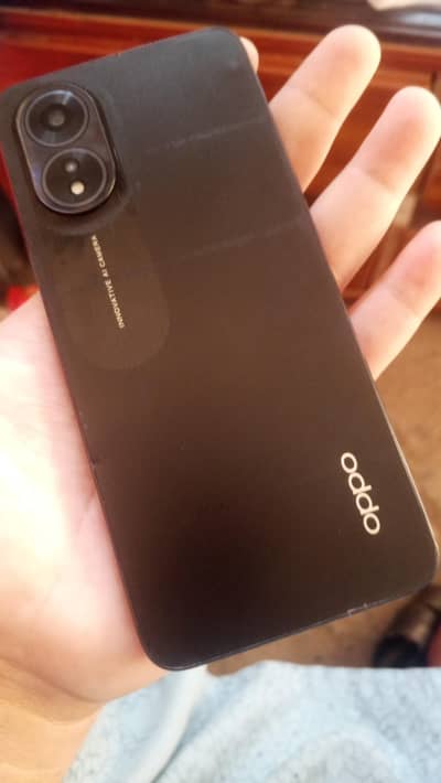 OPPO A18