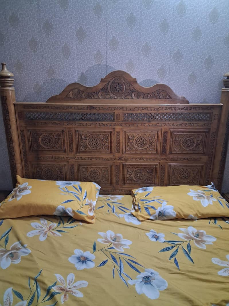chanyoti bed with side table and dressing table 6