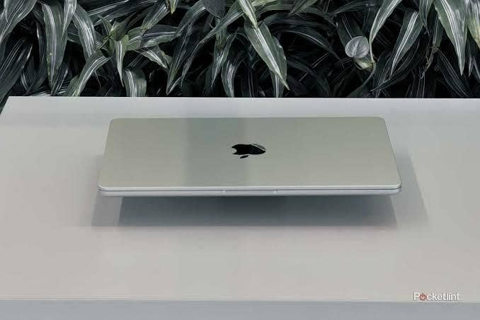 MacBook air M5 0