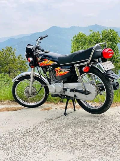 Honda CG 125 – Used, Excellent Condition: contact 03351594008