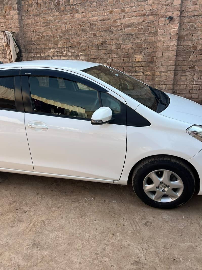 Vitz Car 2