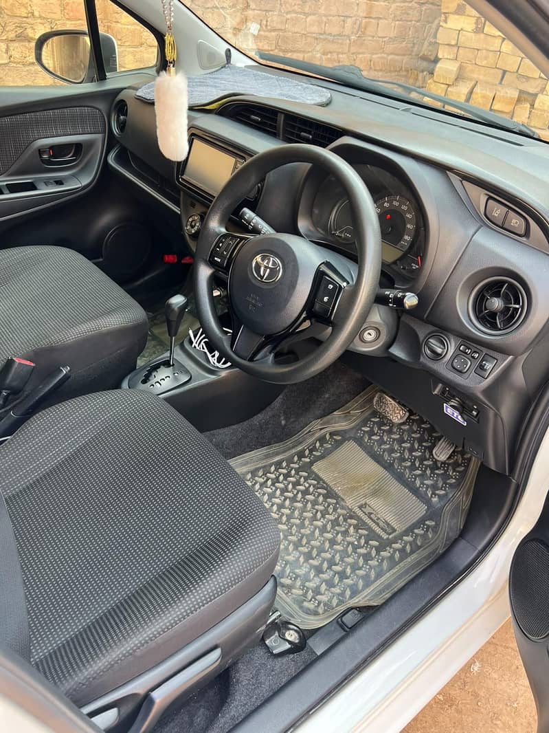 Vitz Car 11