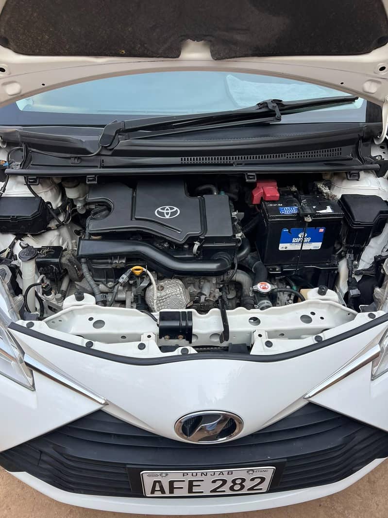 Vitz Car 19