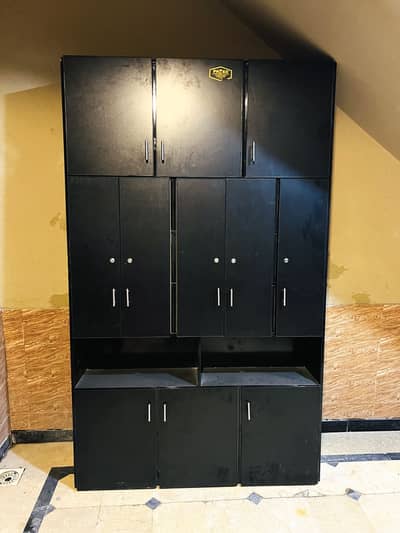 Semi a door wardrobes/wardrops
