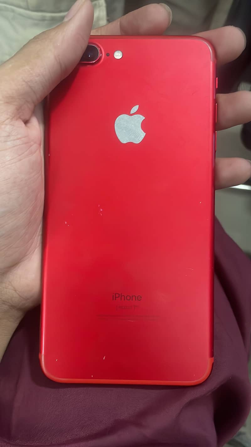Apple iPhone 7 Plus 1