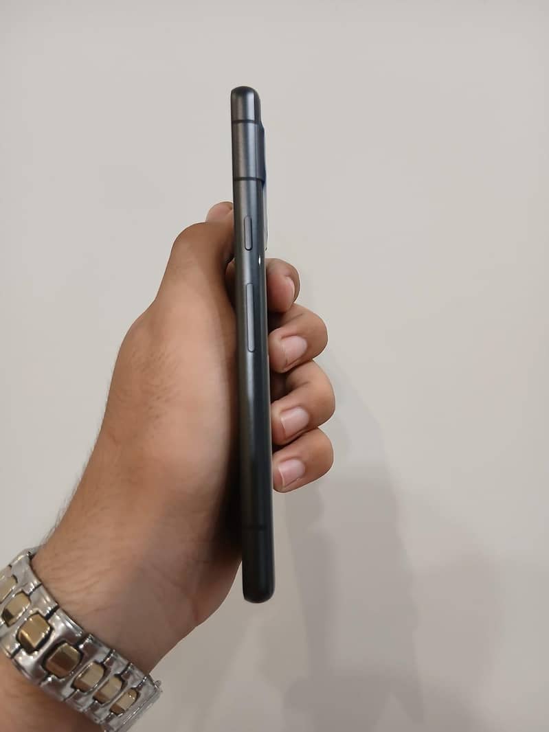 Google Pixel 7a 2