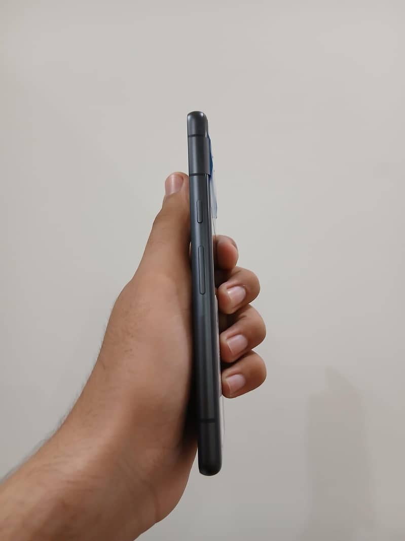 Google Pixel 7a 4