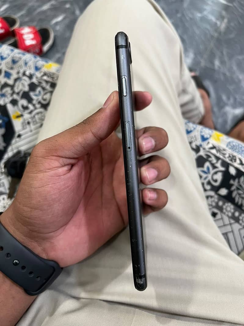 Apple iPhone 8 Plus 2