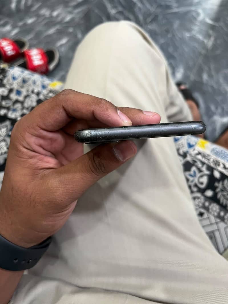 Apple iPhone 8 Plus 5
