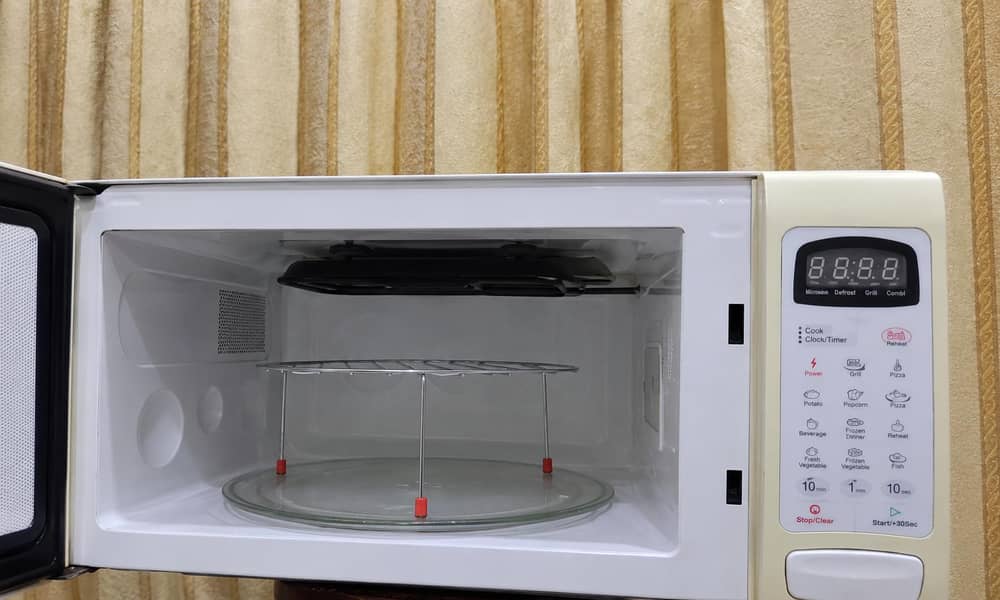 Dawlance microwave 2