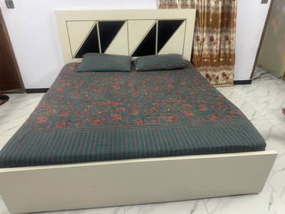 Bed Room Set