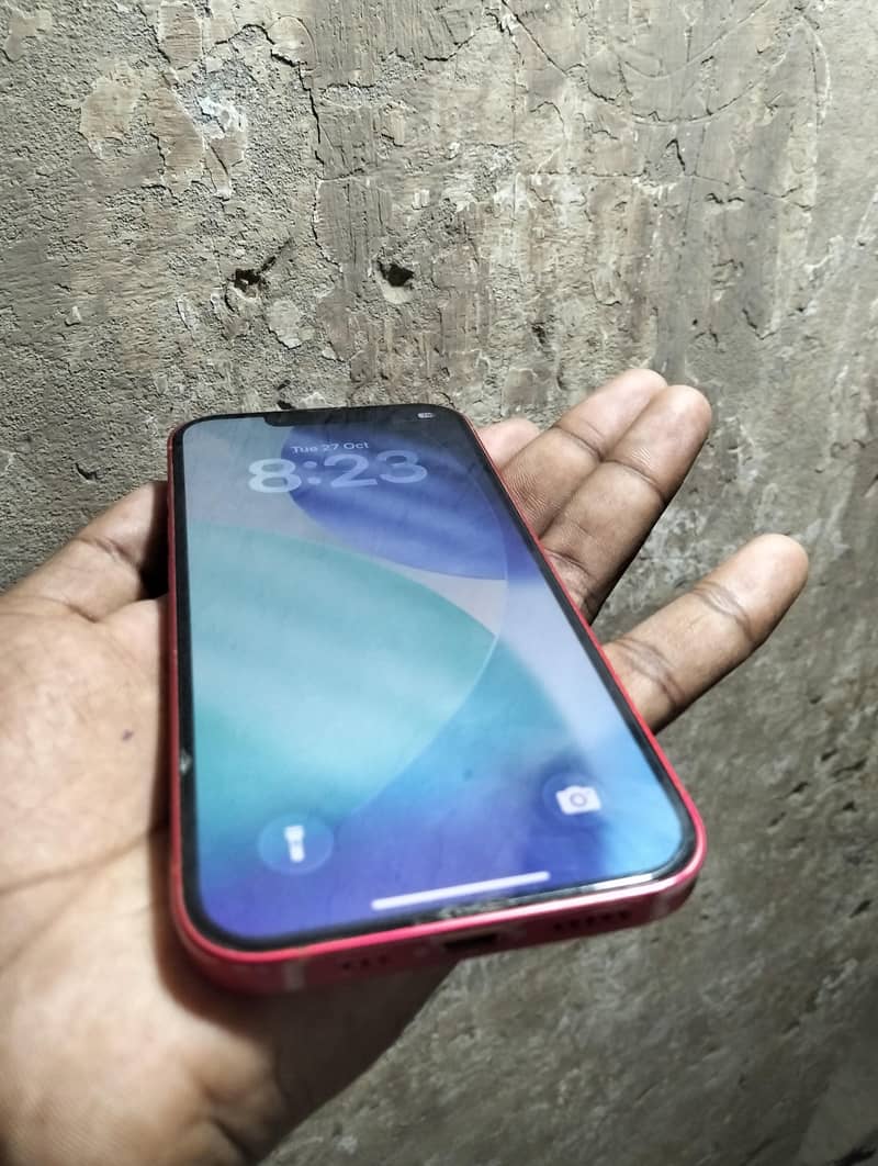 Apple iPhone 14 5