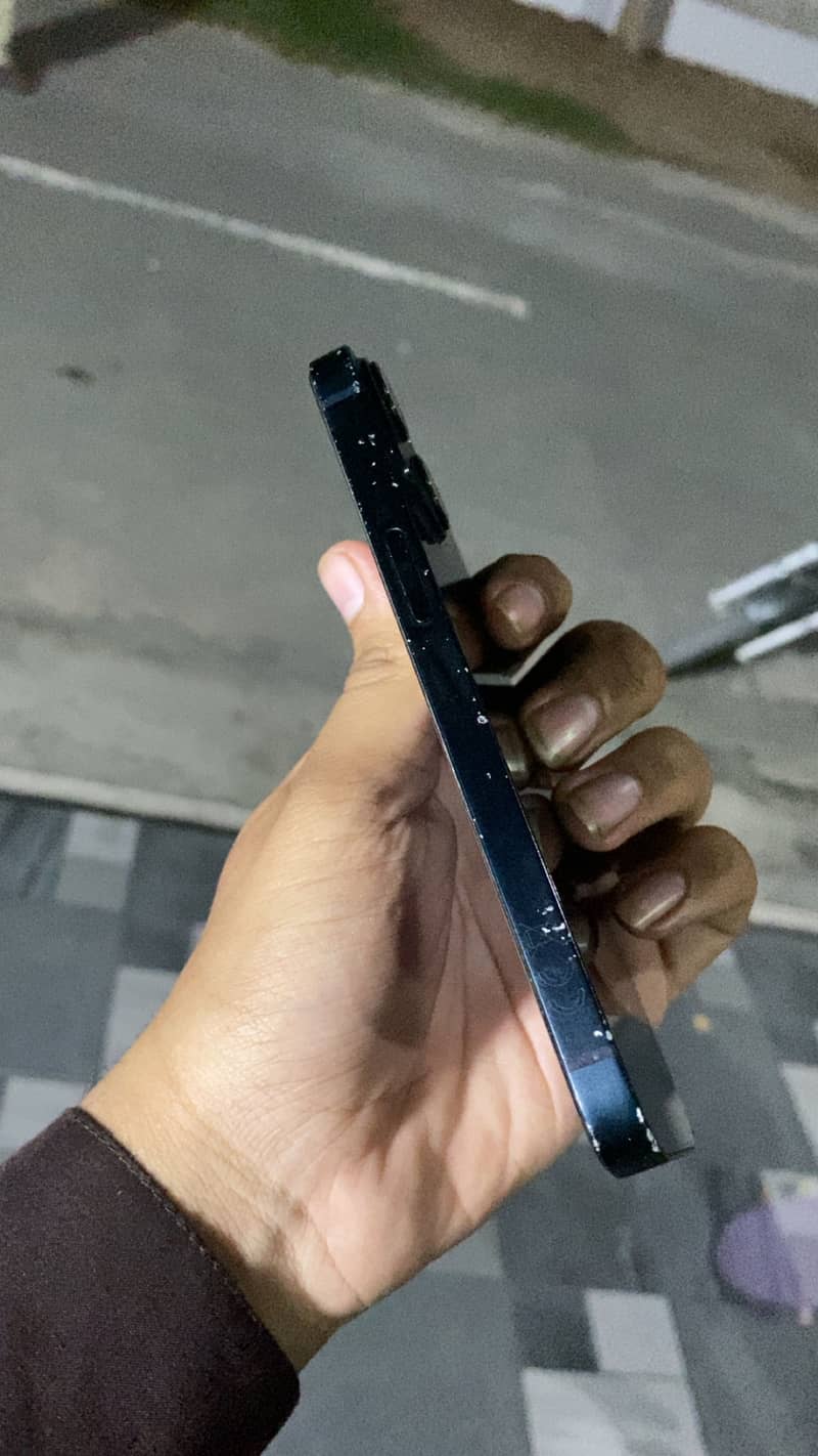 Apple iPhone 14 1