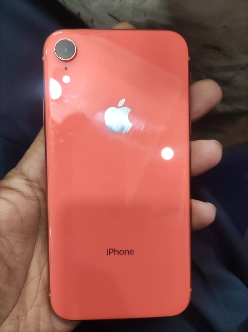 Apple iPhone XR 0