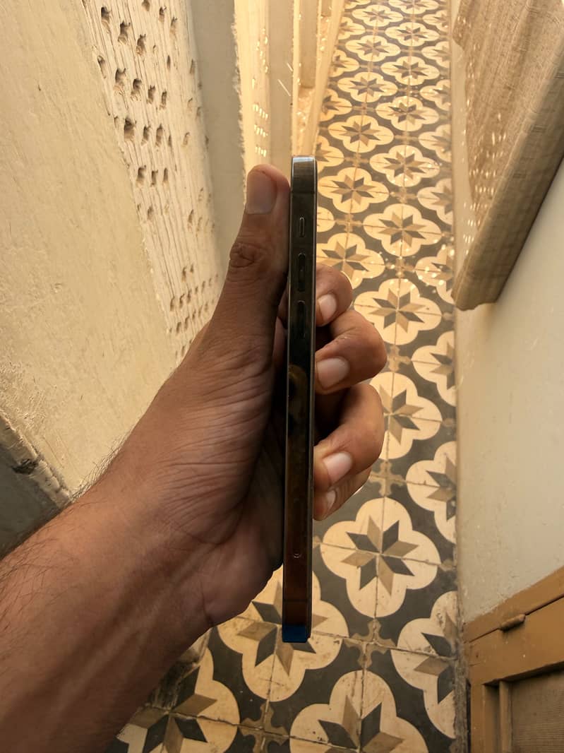 Apple iPhone 12 Pro 5