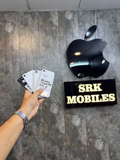 iPhone SE 2020 64GB PTA Approved / Water Pack