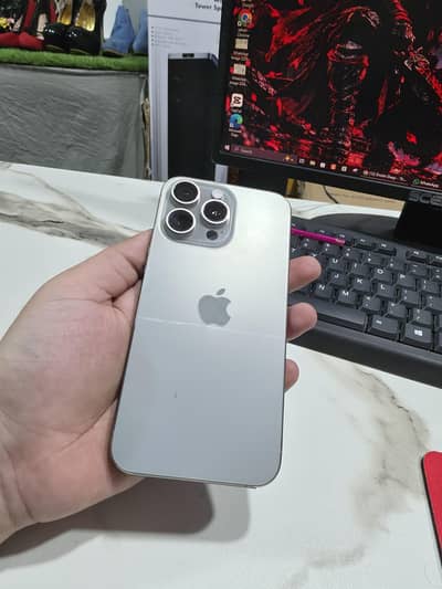 Apple iPhone 15 Pro Max (1TB) non pta