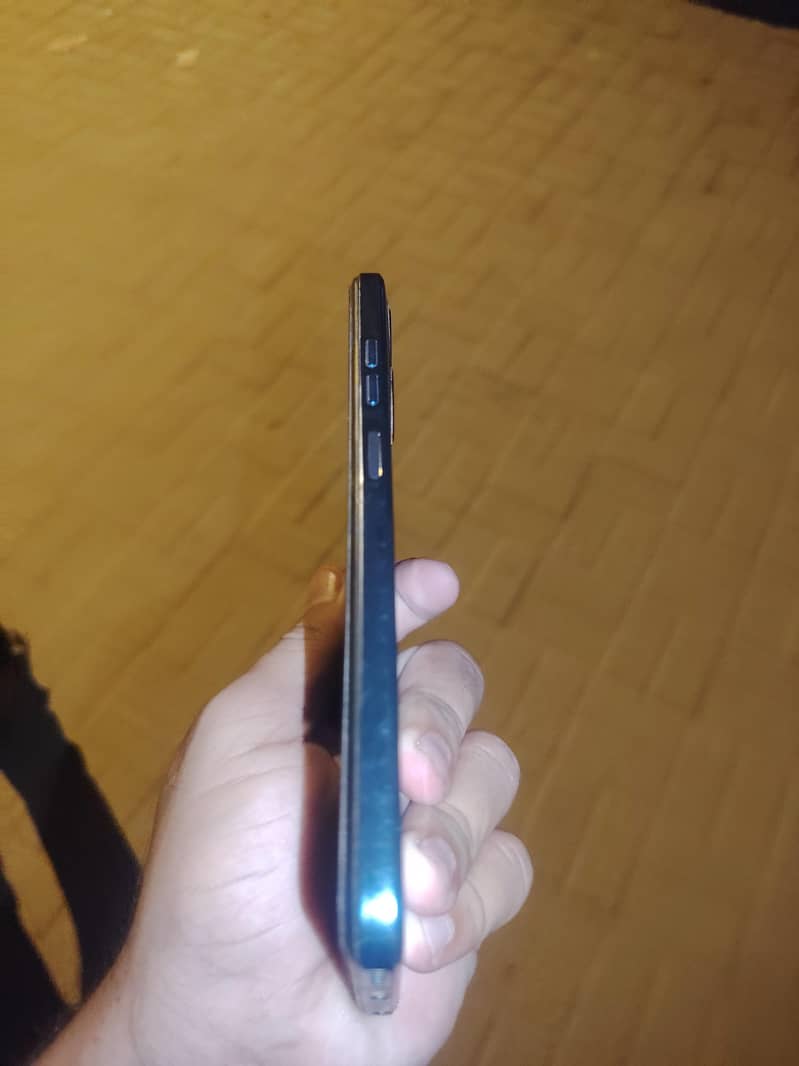 Tecno Spark 10C 3