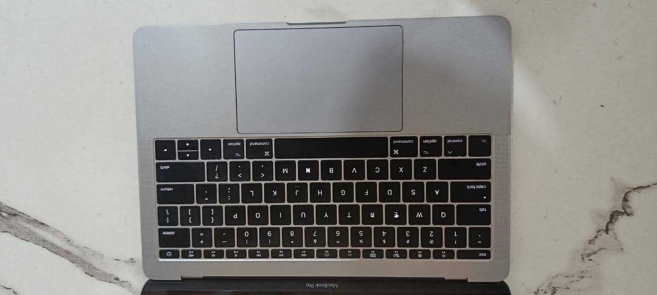 Mac book 2017 0