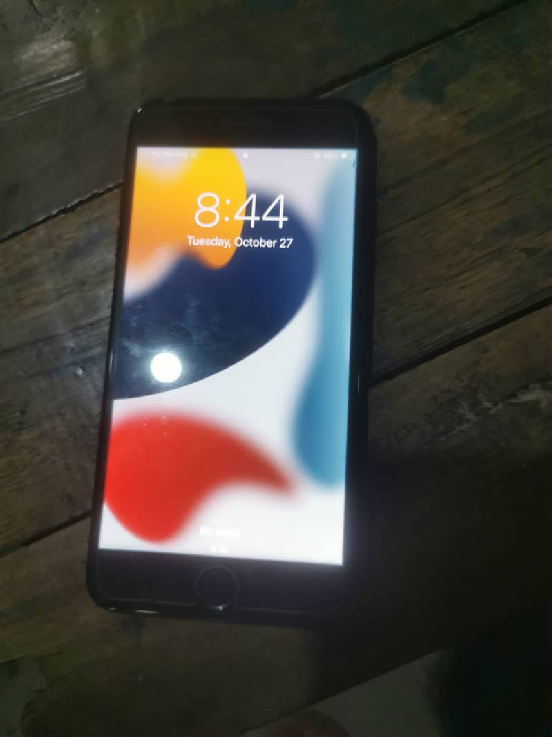 Apple iPhone 7 Plus 1