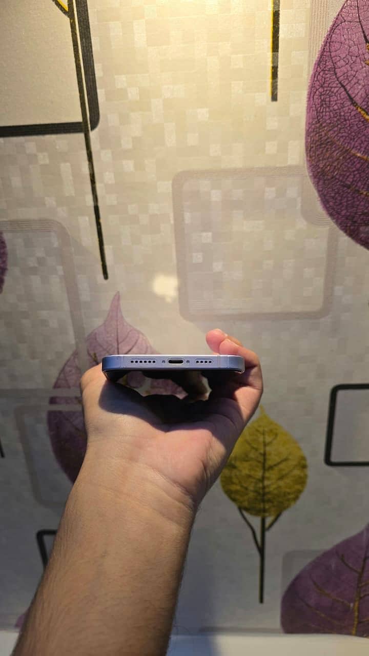 Apple iPhone 14 plus 3