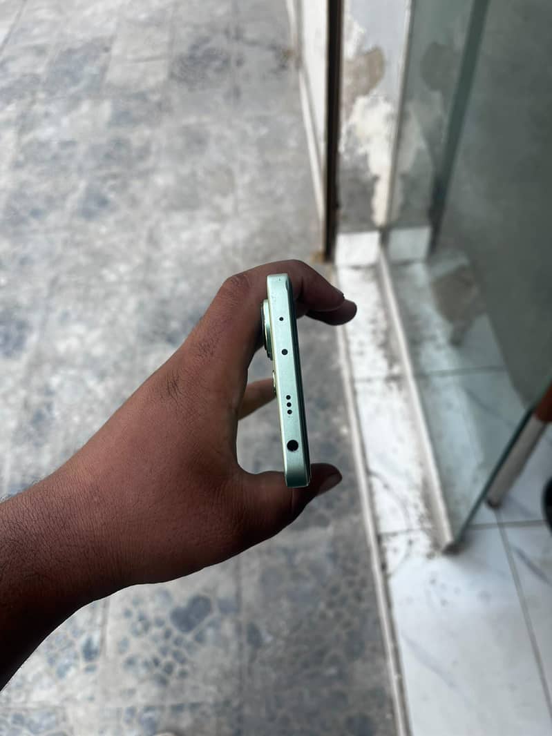 Xiaomi Redmi Note 13 Pro 4