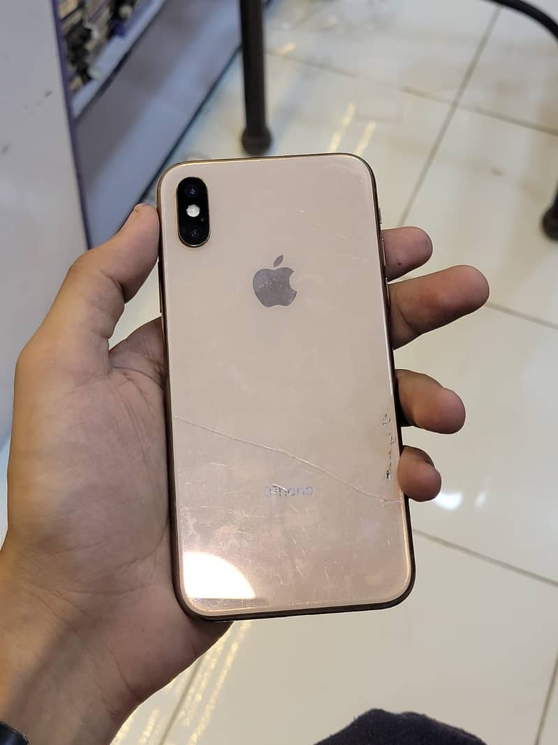 Apple iPhone XS 5
