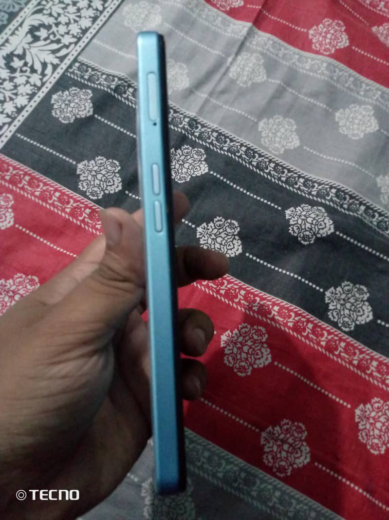 OPPO A60 5g 3