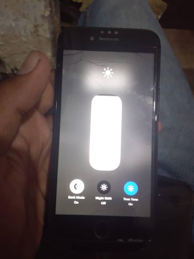 Apple iPhone SE 6