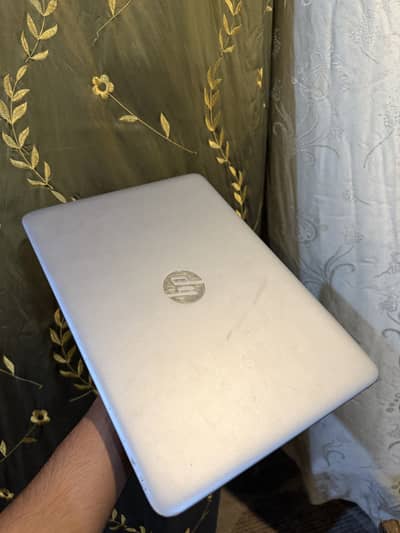 Hp elitebook 840 g4 16gb ram 512 gb storage m. 2 ssd