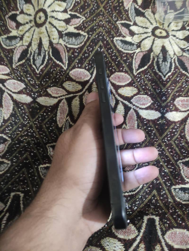 Apple iPhone 15 Pro Max 1