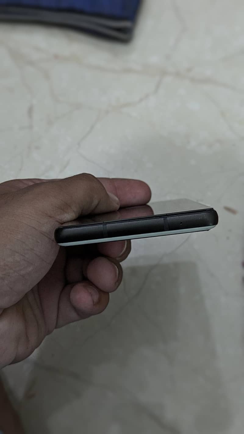 Google Pixel 6a 1