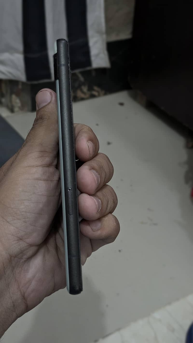 Google Pixel 6a 4