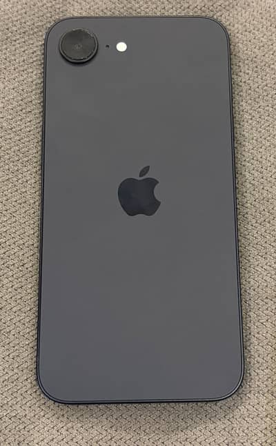 Apple iPhone 17e 256gb 10/10