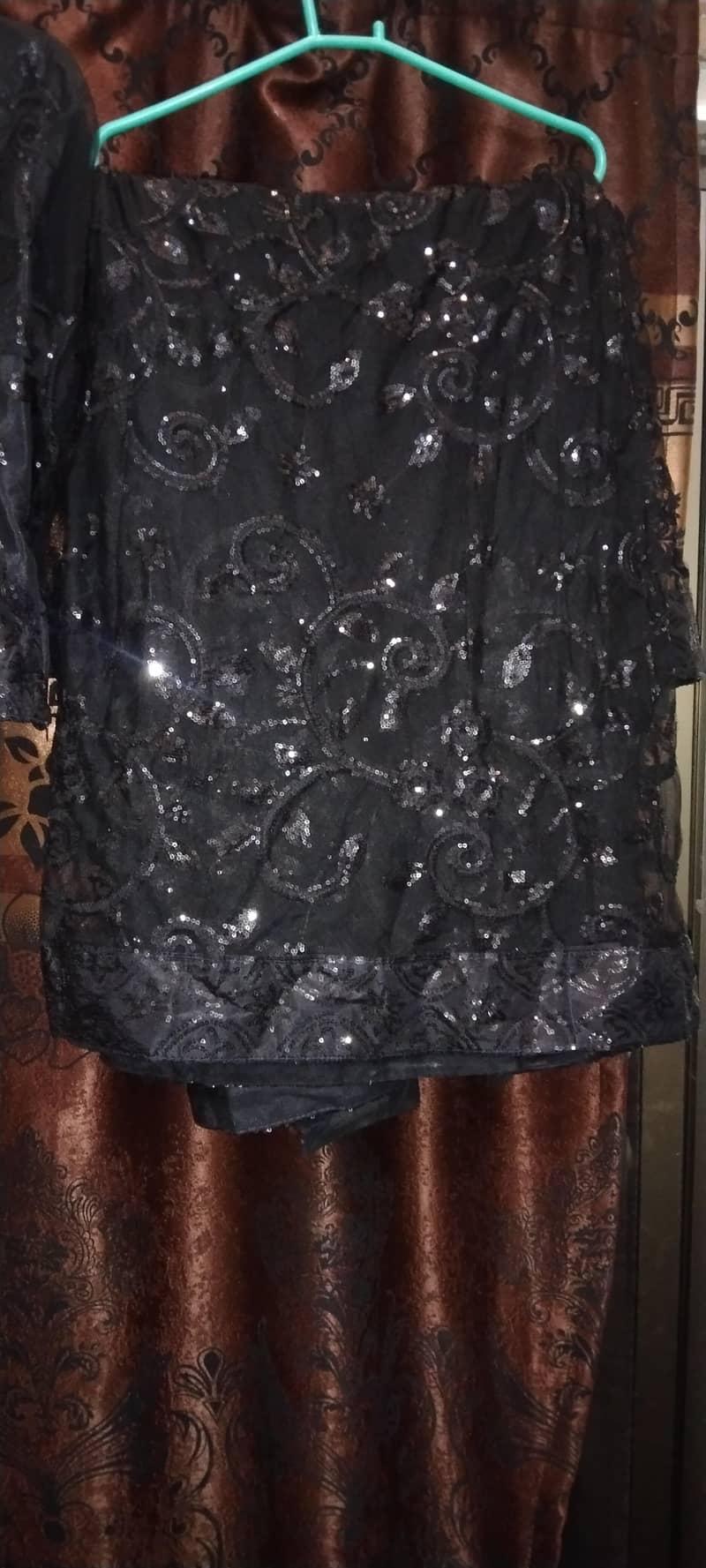 Black saree 2
