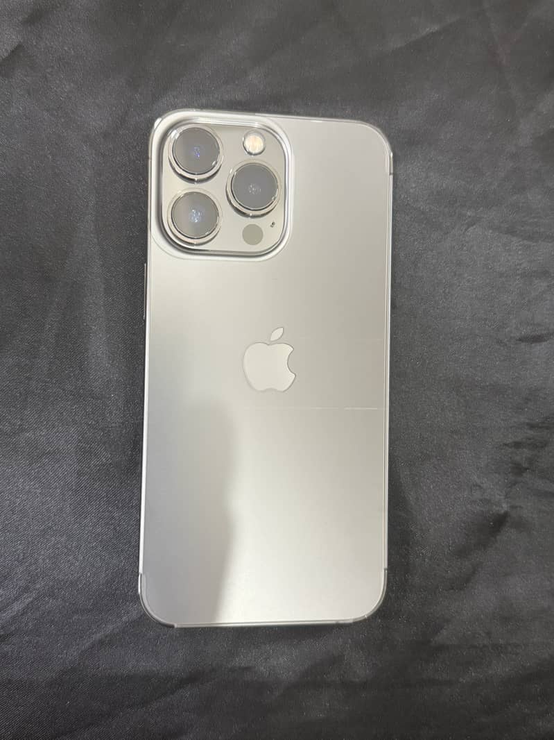 Apple iPhone 13 Pro 0
