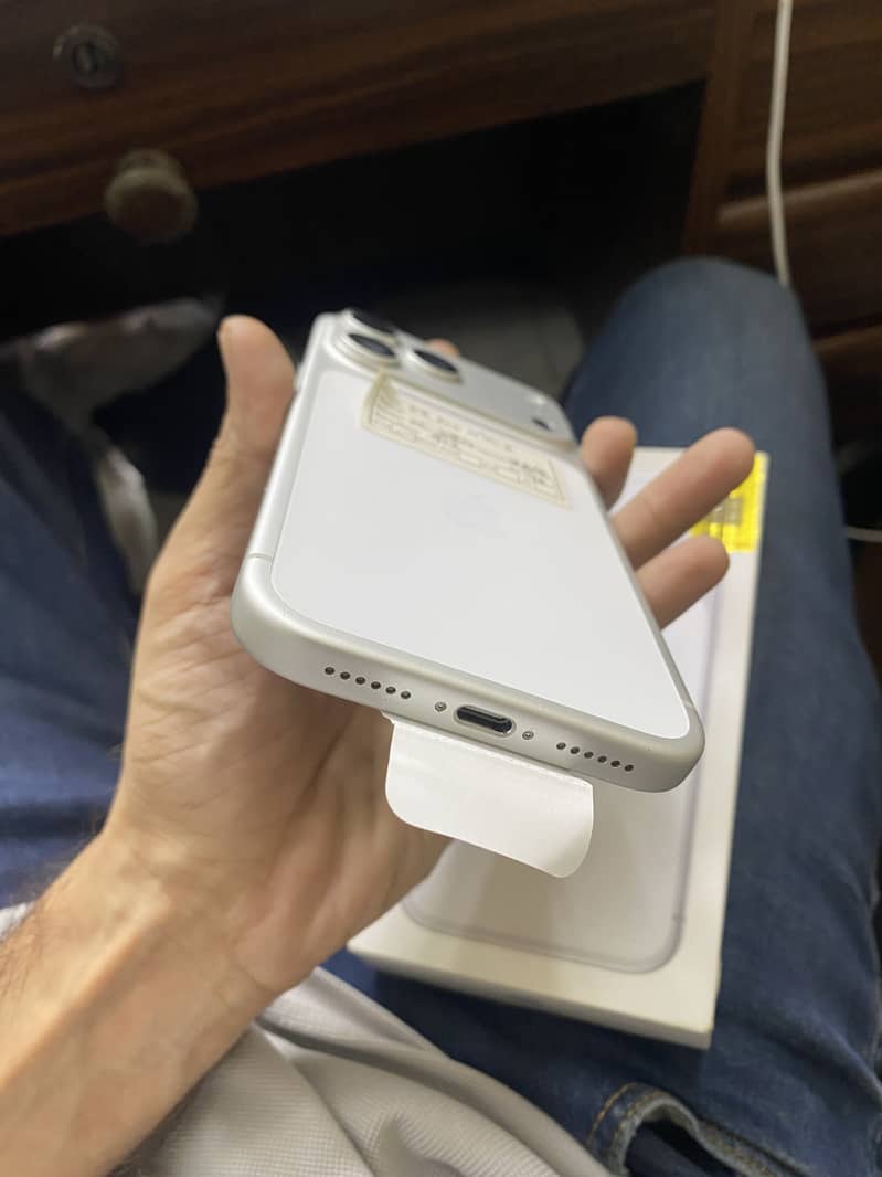 Apple iPhone 17 Pro Max 2