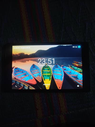 Lenovo Tab 3/16  7" display