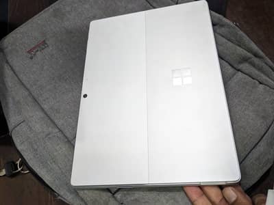 Surface pro 9
