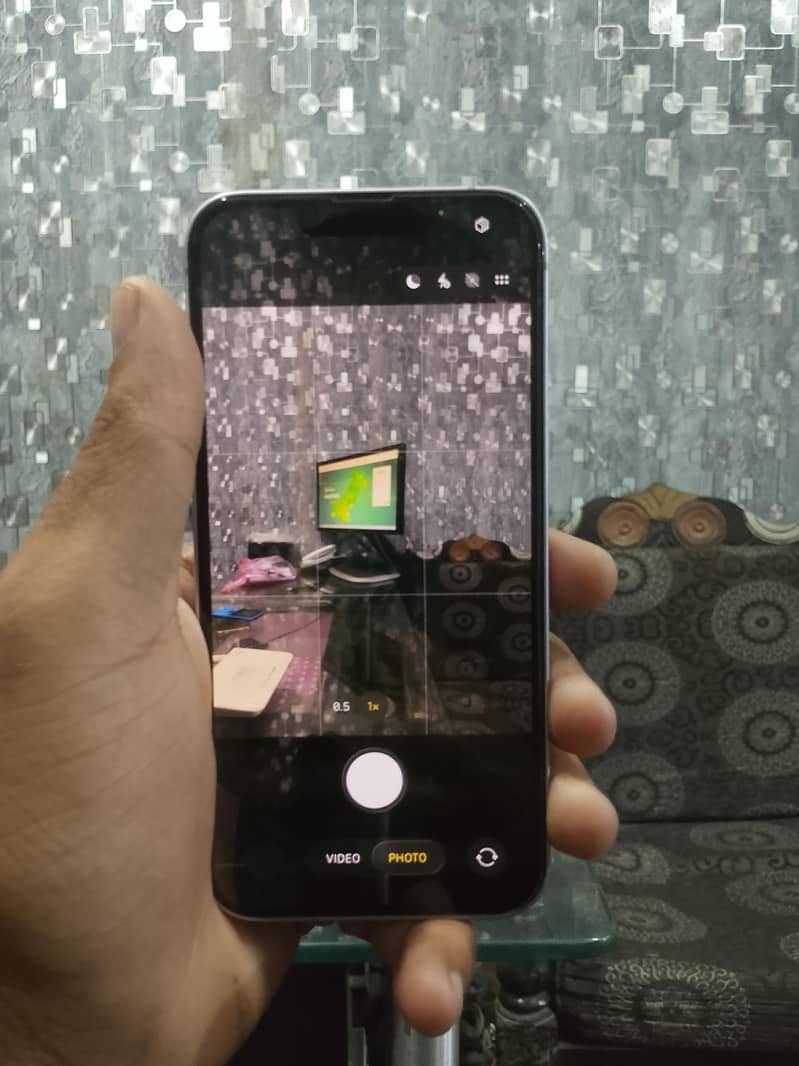 Apple iPhone 14 7