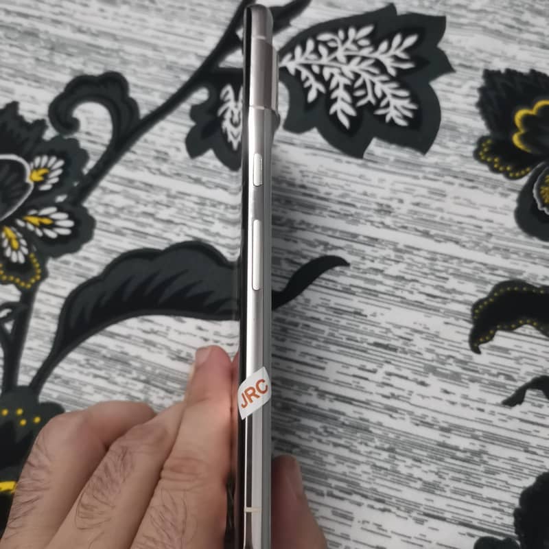 Google Pixel 7 Pro 4