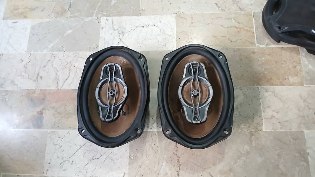 NVC speakers oval shape 1