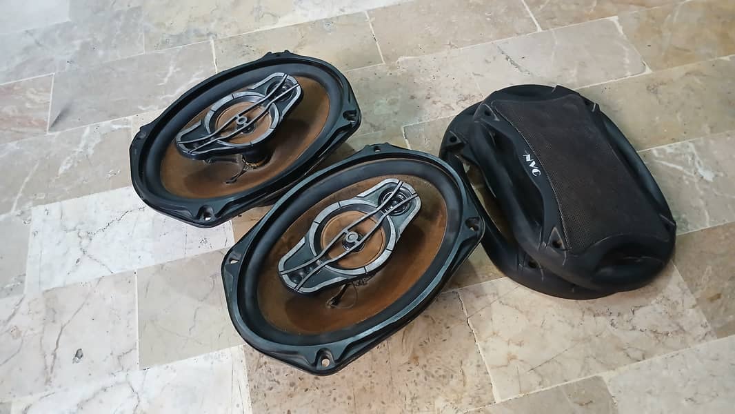 NVC speakers oval shape 3