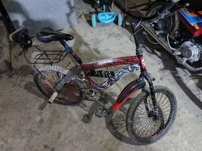 A Used bicycle for sale in good Condition