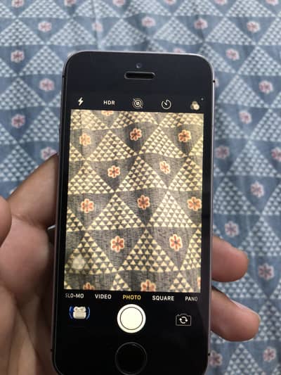 Apple iPhone SE 2016