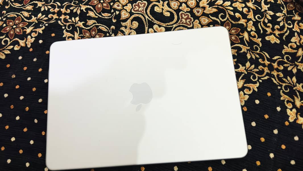 Mac Book neo 1