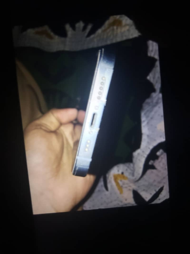 Apple iPhone 14 1